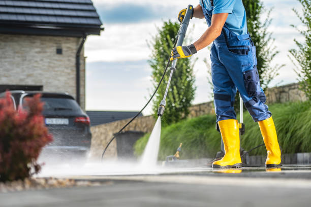 Best Factory Floor Cleaning  in Wayland, IA